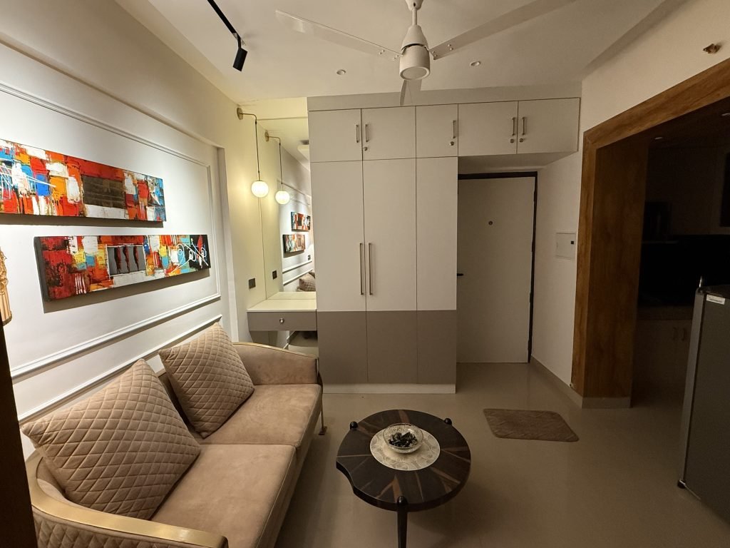 Stay Near the Microsoft Hub