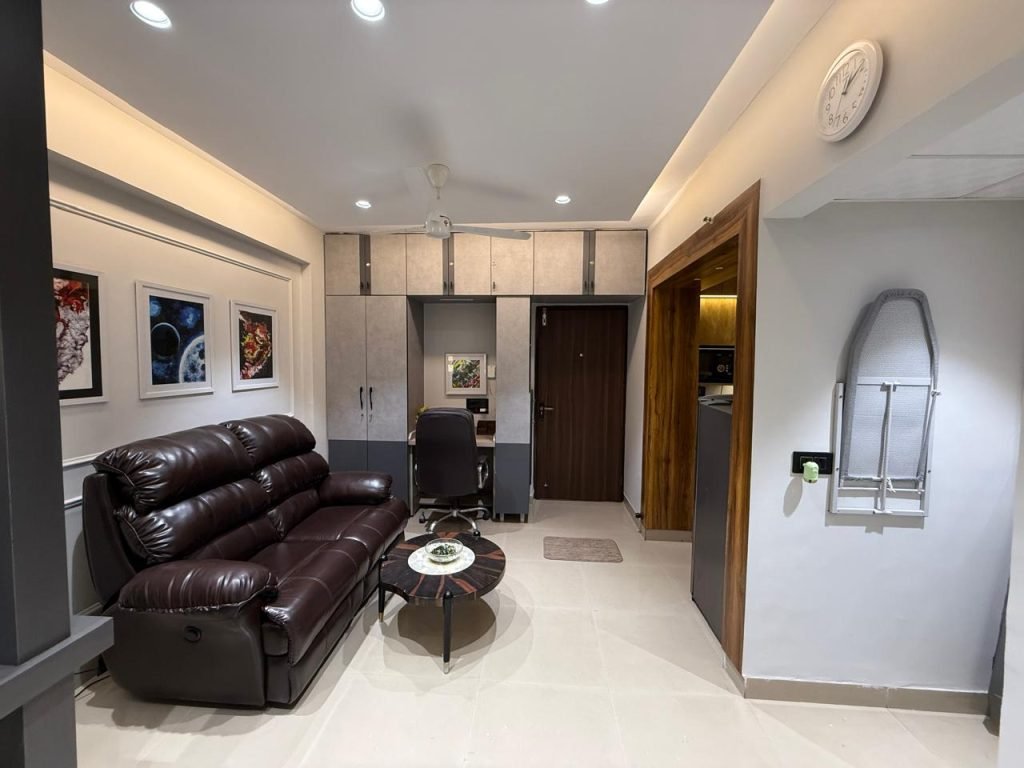 Essential Amenities to Look For (Budget-Friendly Checklist)