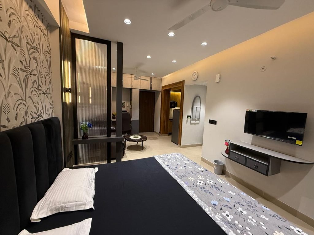 Stay Near the Microsoft Hub